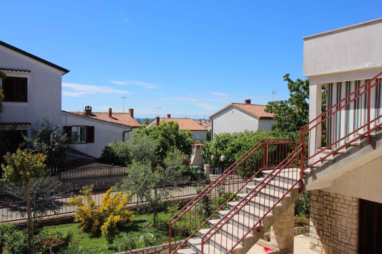 Apartment In Porec/Istrien 37093 エクステリア 写真